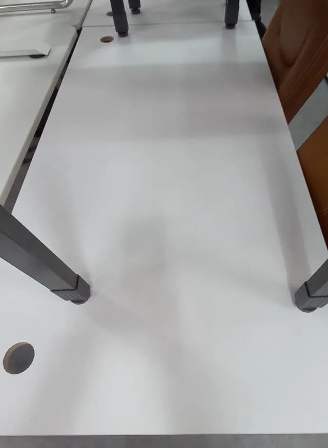 책상1600