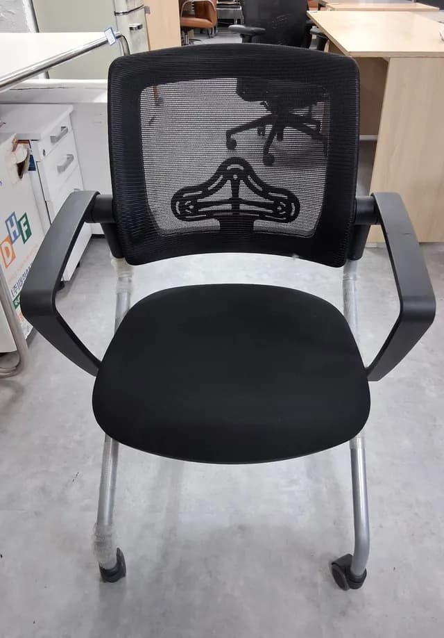 회의용 바퀴있는 ;의자 1