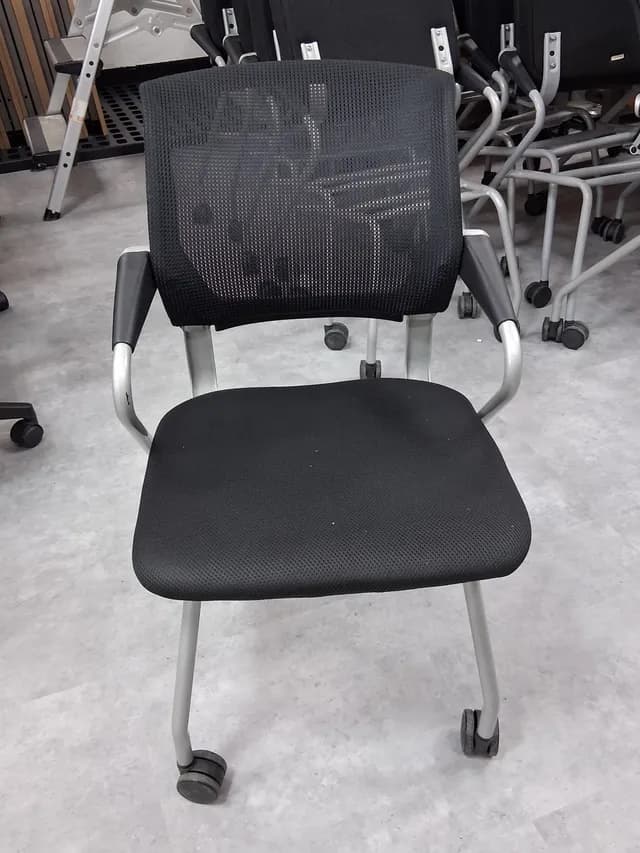 회의용 접이식의자 1